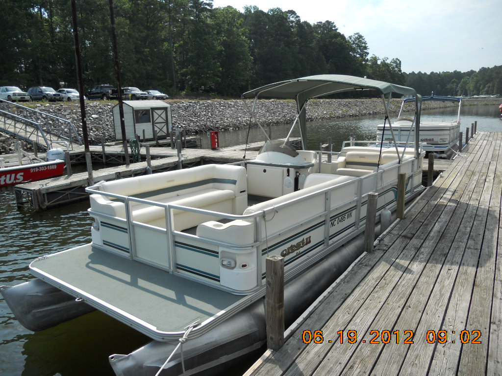 Pontoon Boat Rentals On Jordan Lake